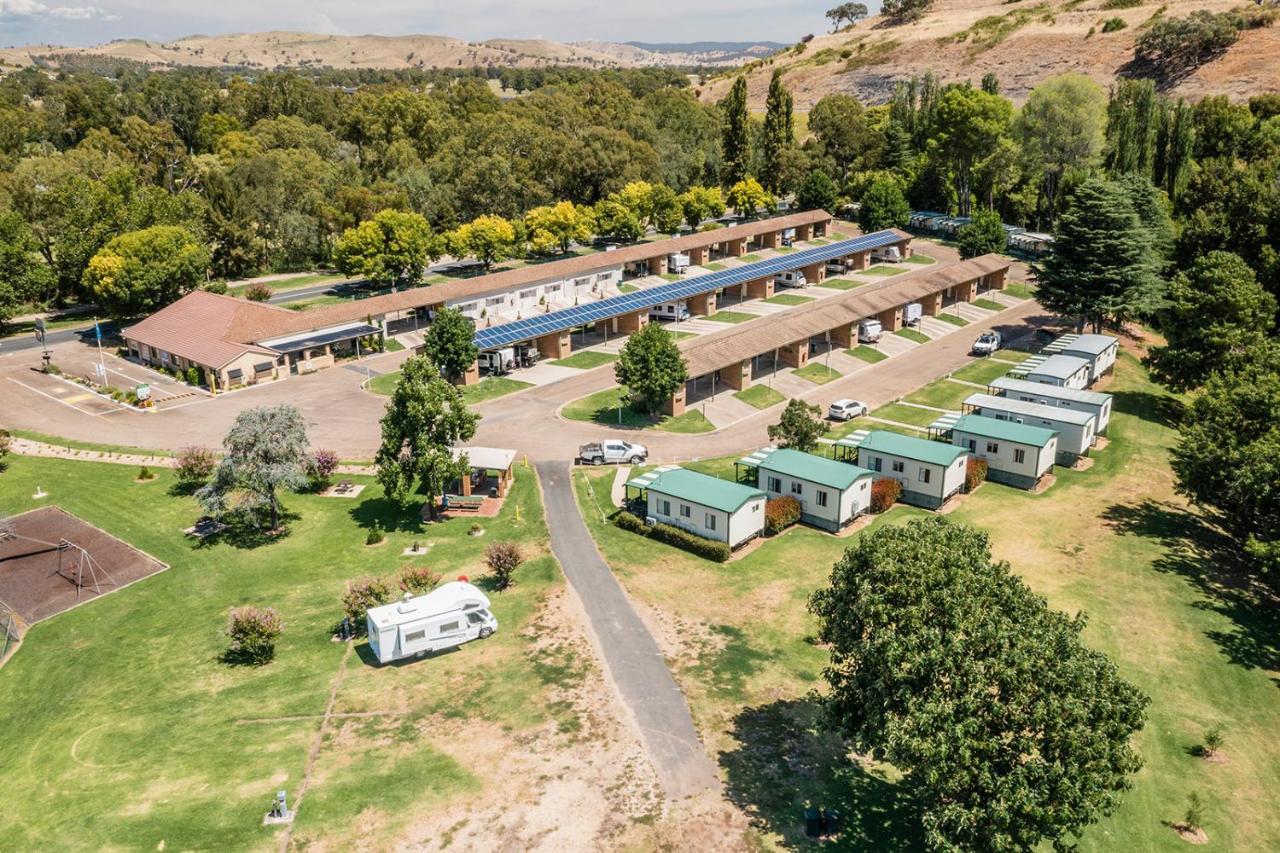 Gundagai Cabins & Tourist Park מראה חיצוני תמונה