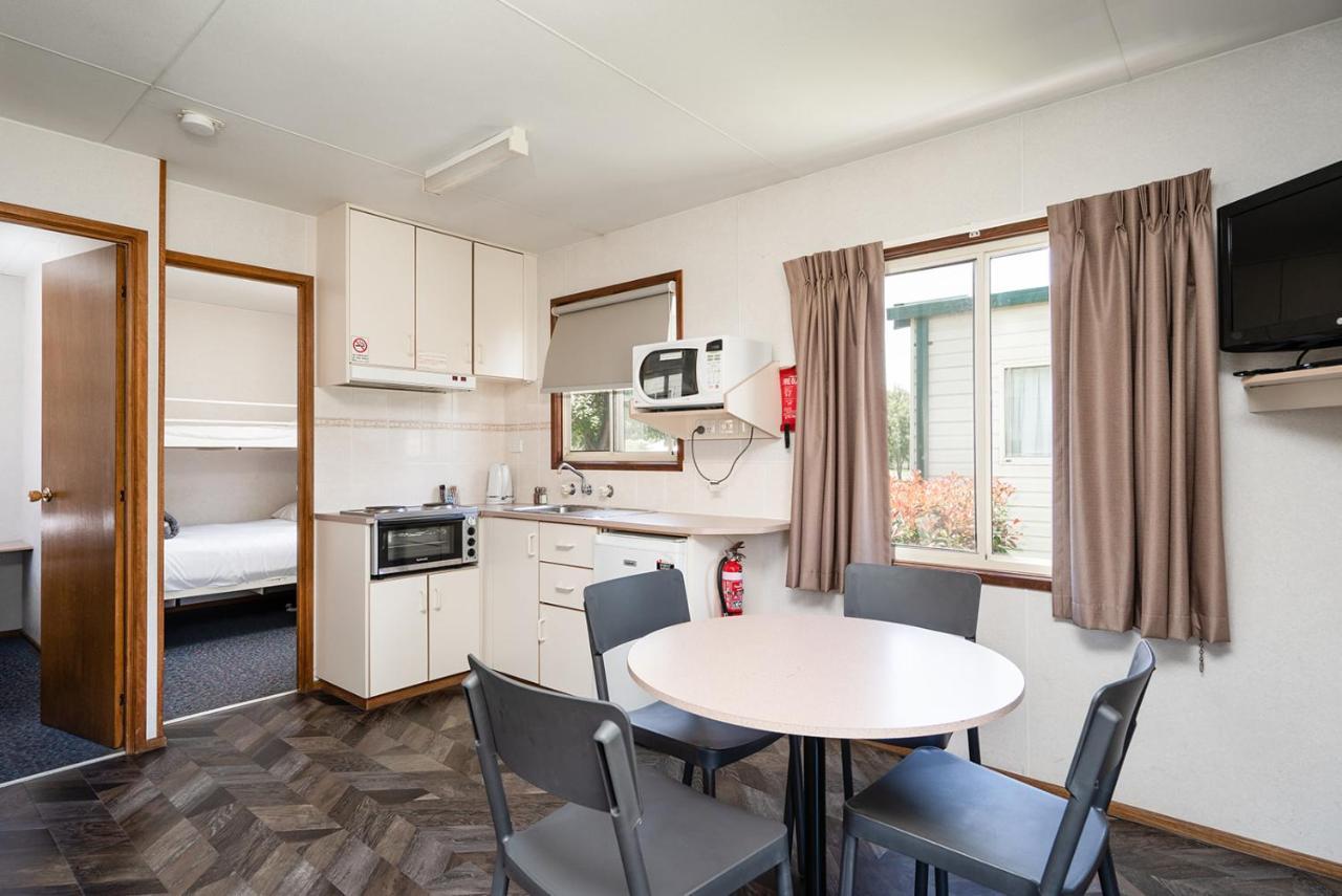 Gundagai Cabins & Tourist Park מראה חיצוני תמונה