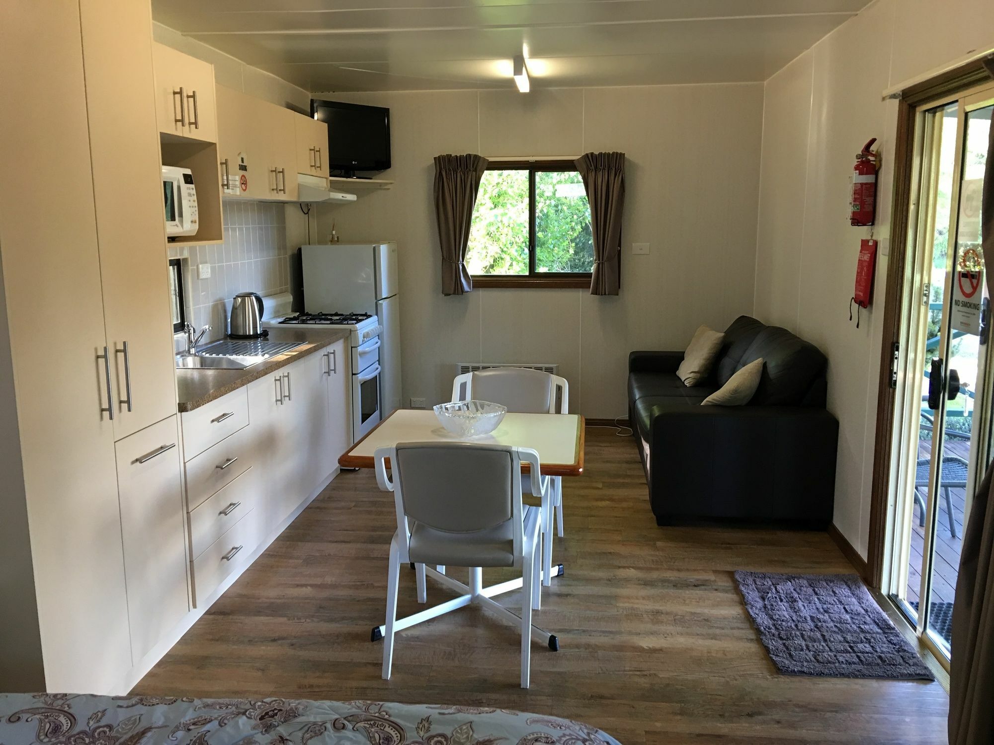 Gundagai Cabins & Tourist Park מראה חיצוני תמונה