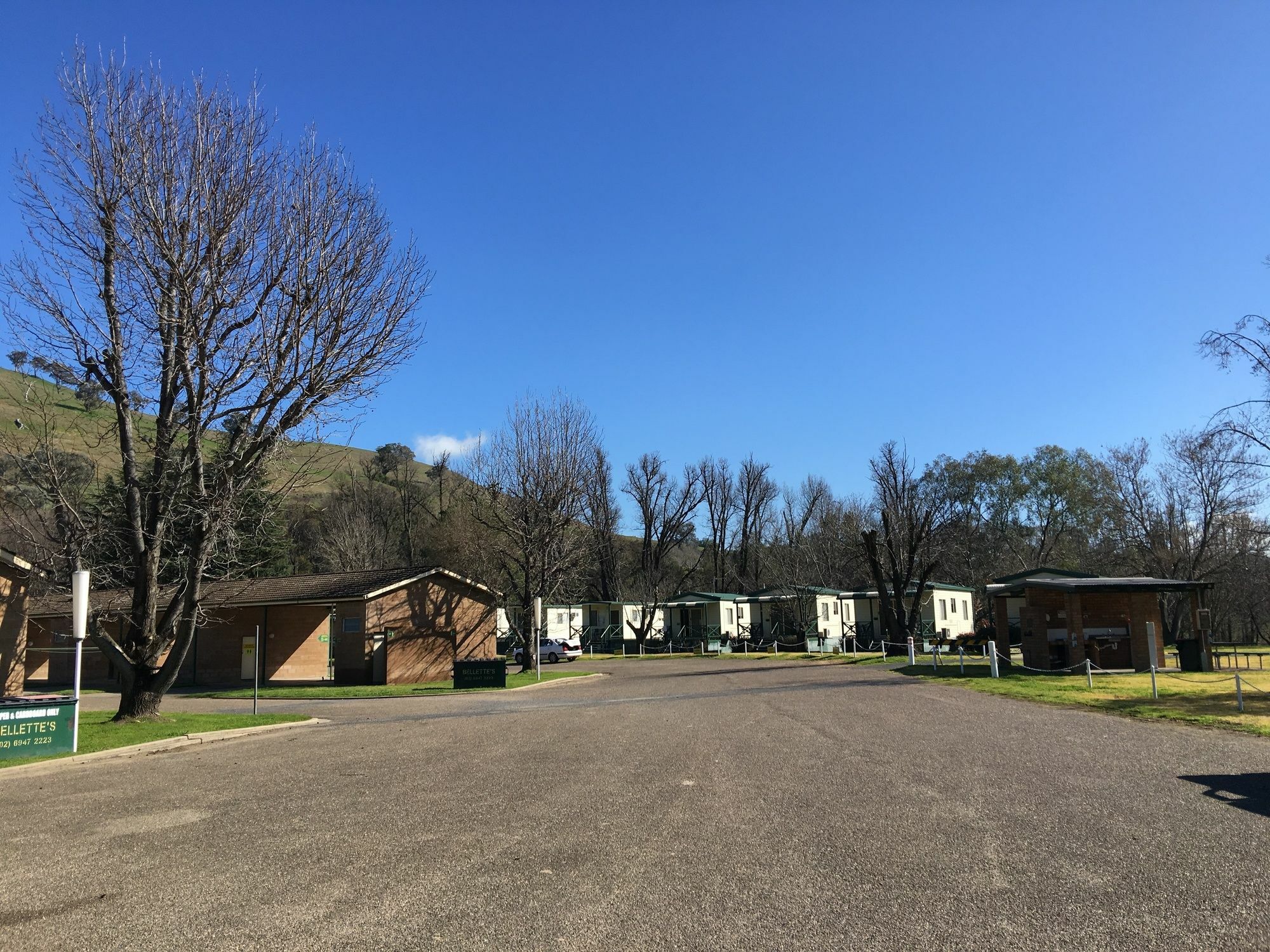 Gundagai Cabins & Tourist Park מראה חיצוני תמונה