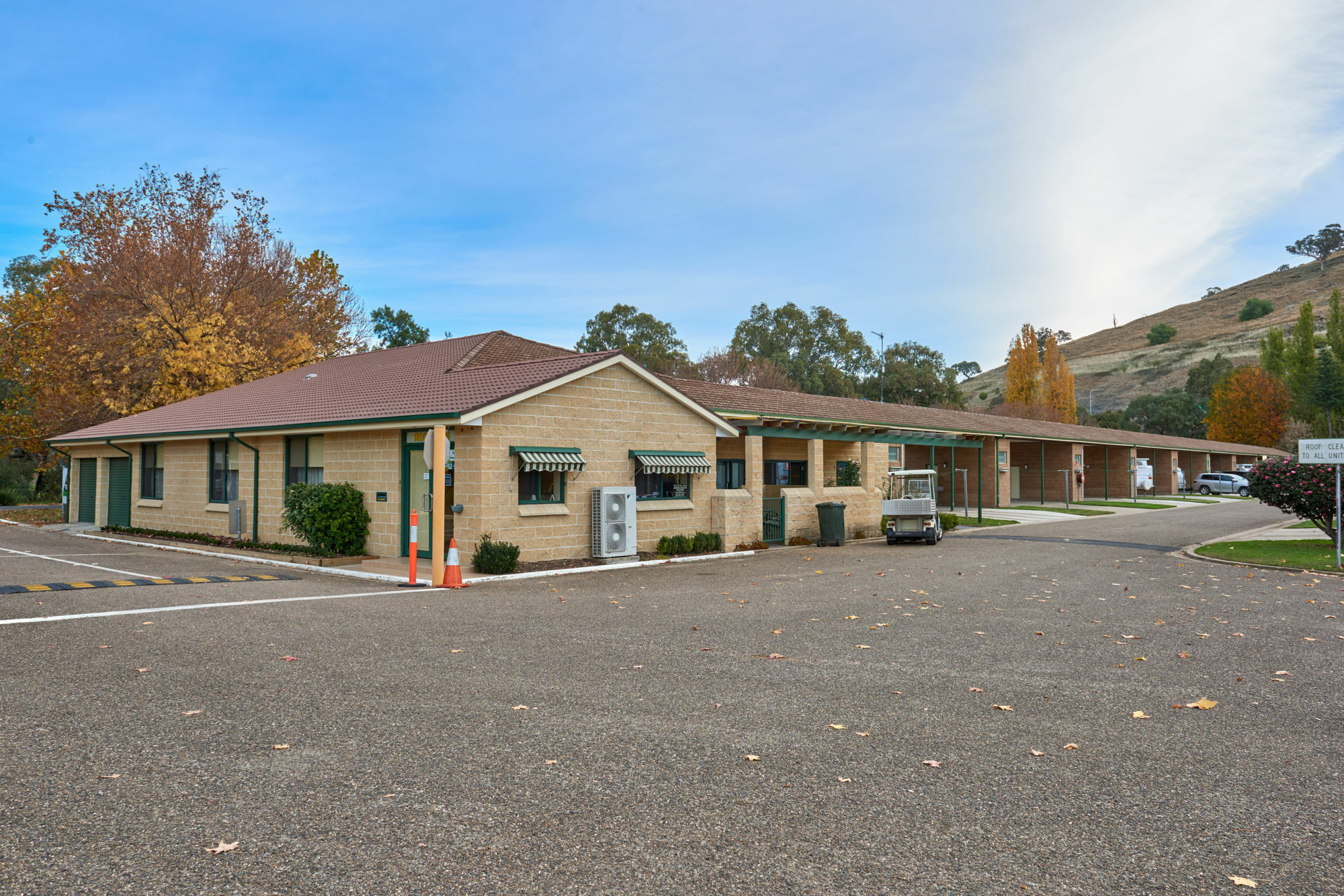 Gundagai Cabins & Tourist Park מראה חיצוני תמונה