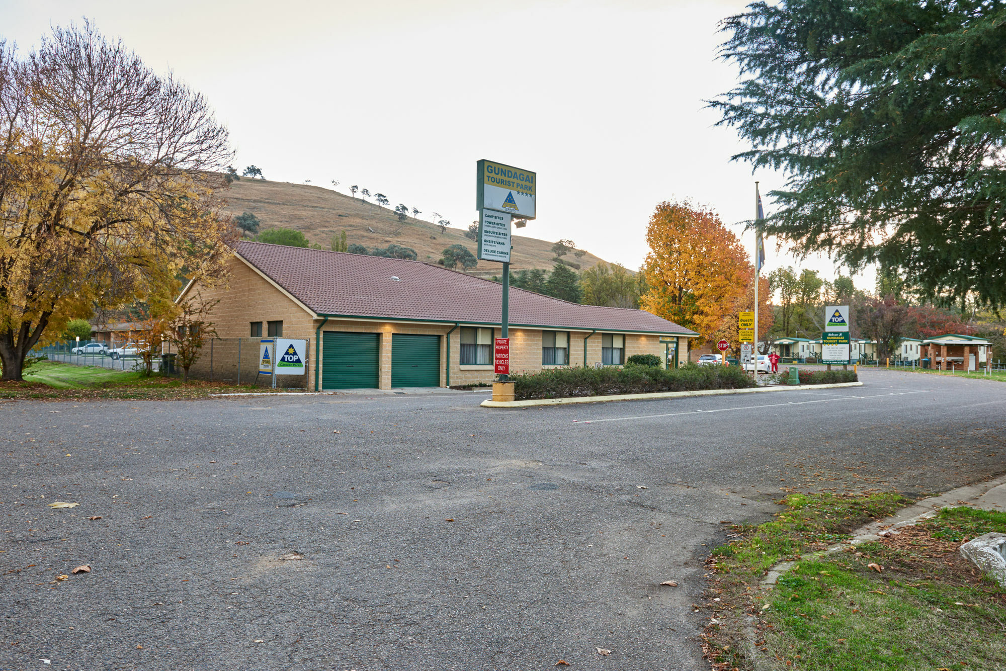 Gundagai Cabins & Tourist Park מראה חיצוני תמונה